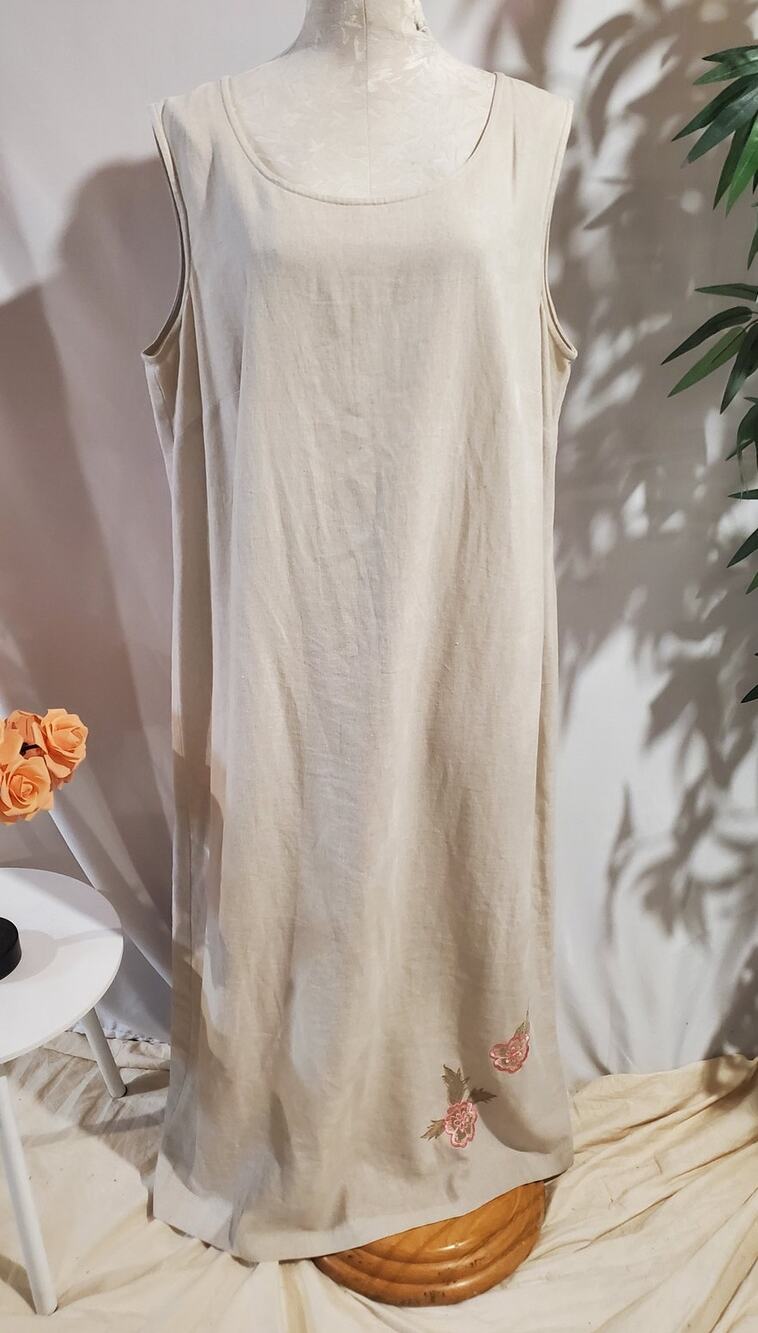 Vtg Dressbarn Linen Embroidered Flower Maxi Dress Size 18W Modest Cottage Cream